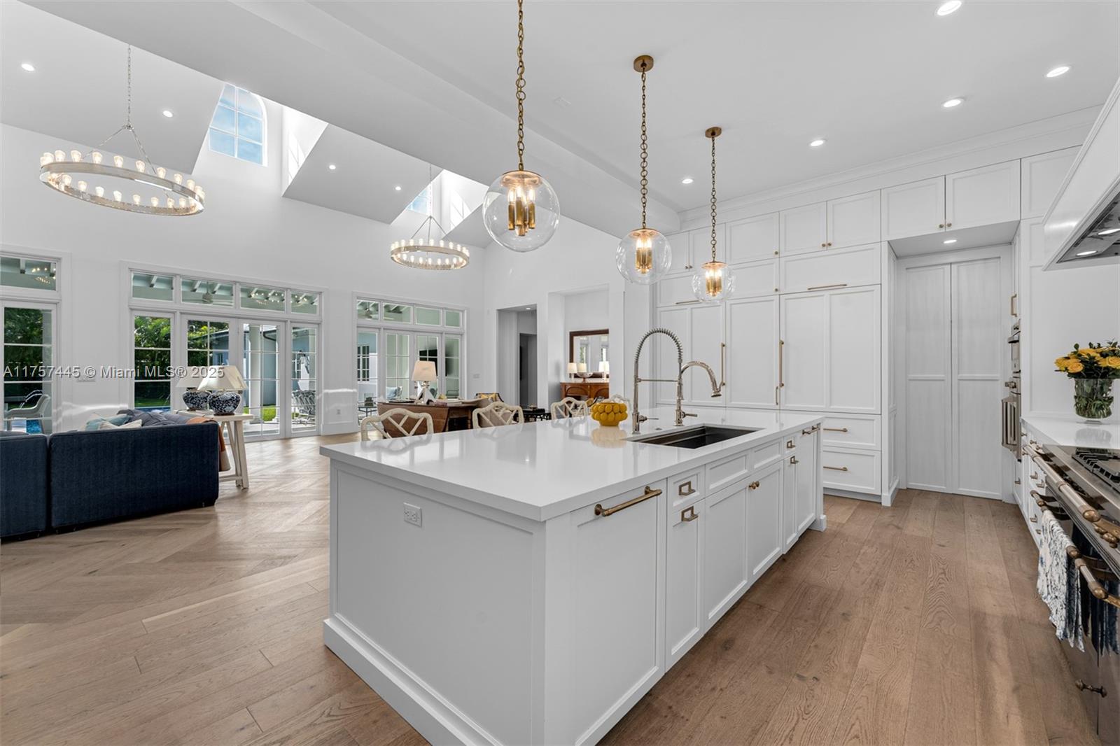 MARTIN BROTHERS HOMES - Residential