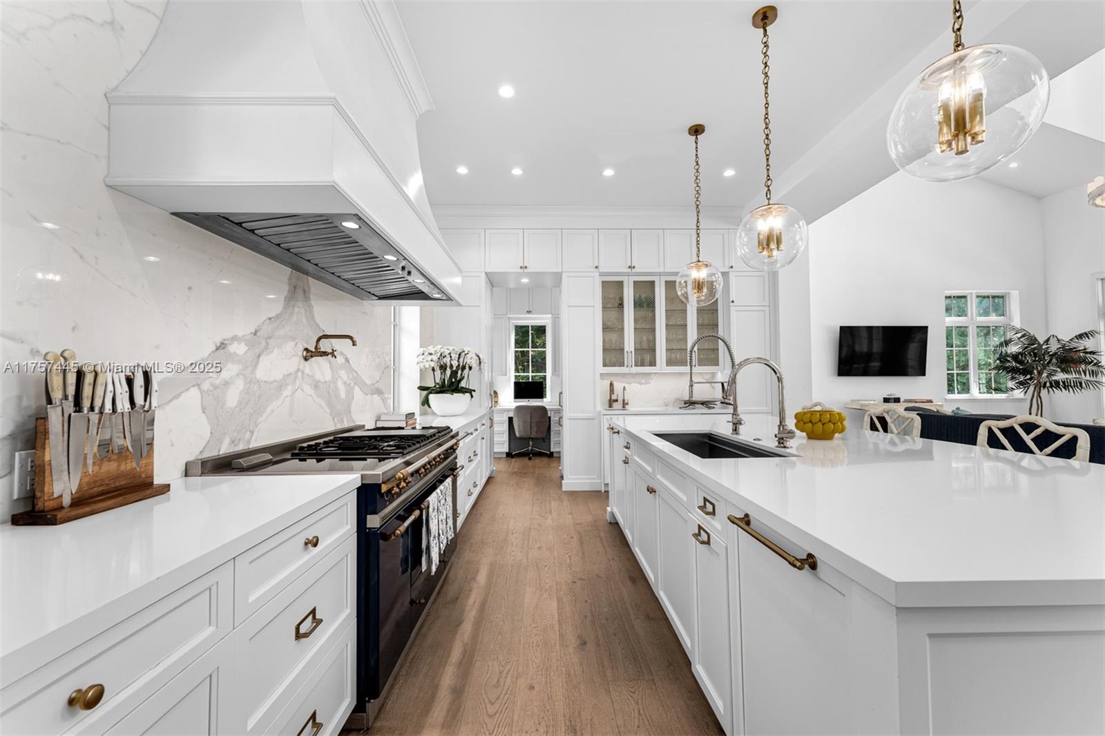 MARTIN BROTHERS HOMES - Residential