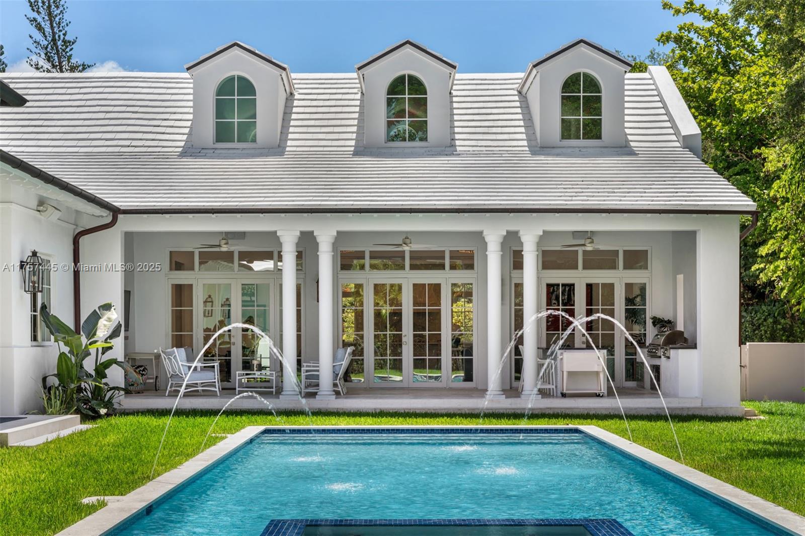 MARTIN BROTHERS HOMES - Residential