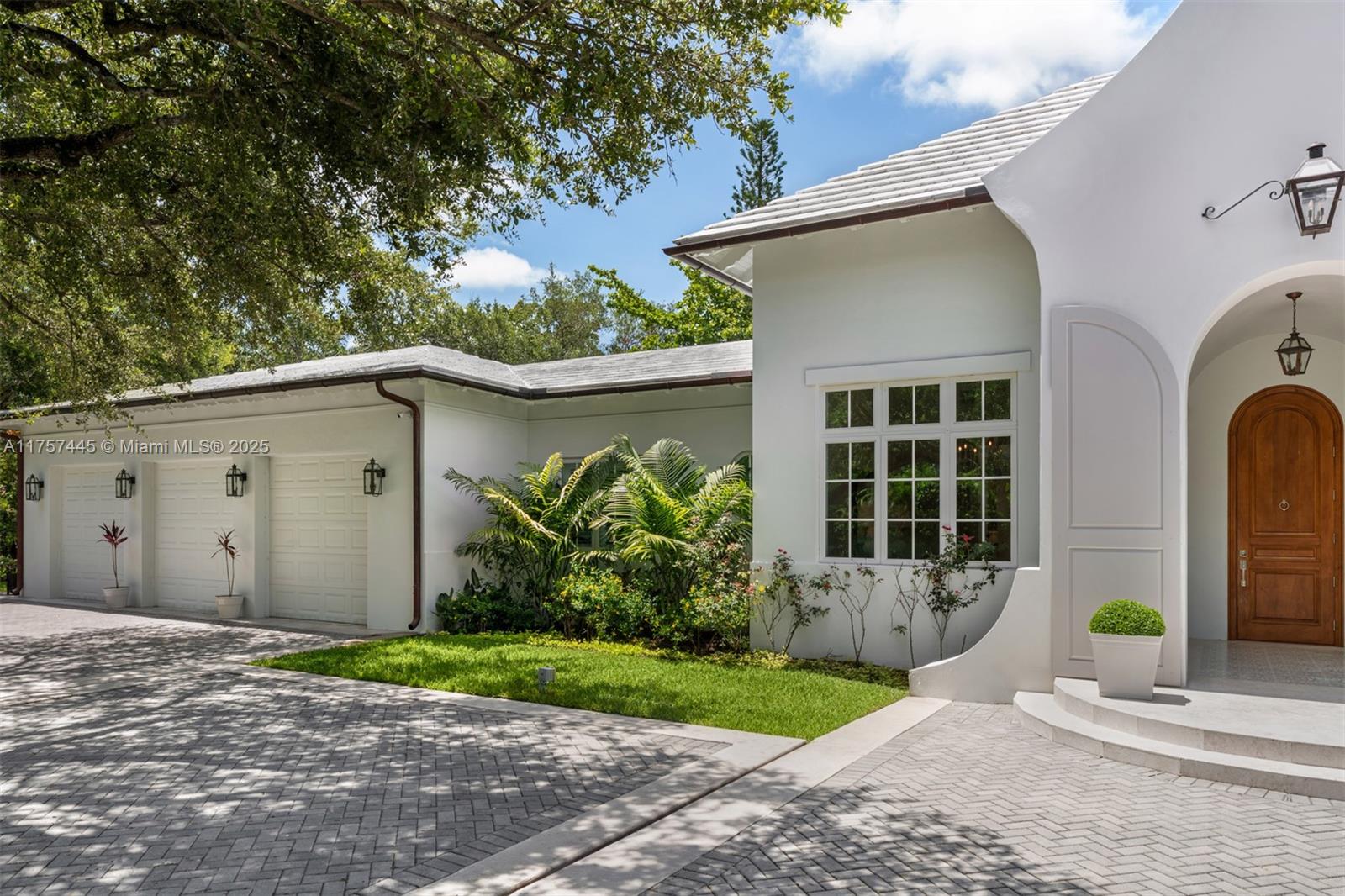 MARTIN BROTHERS HOMES - Residential