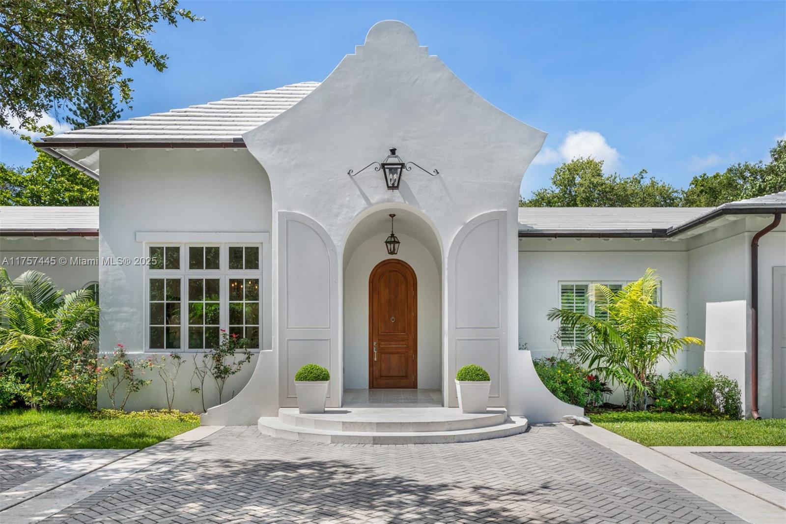 MARTIN BROTHERS HOMES - Residential