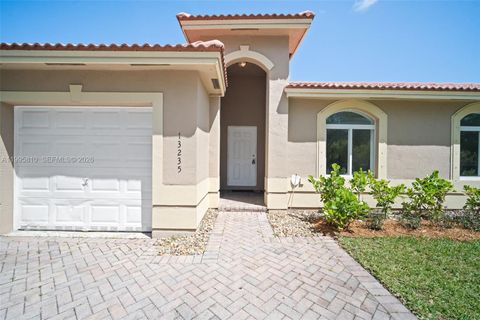 13235 SW 284th St Homestead FL 33033
