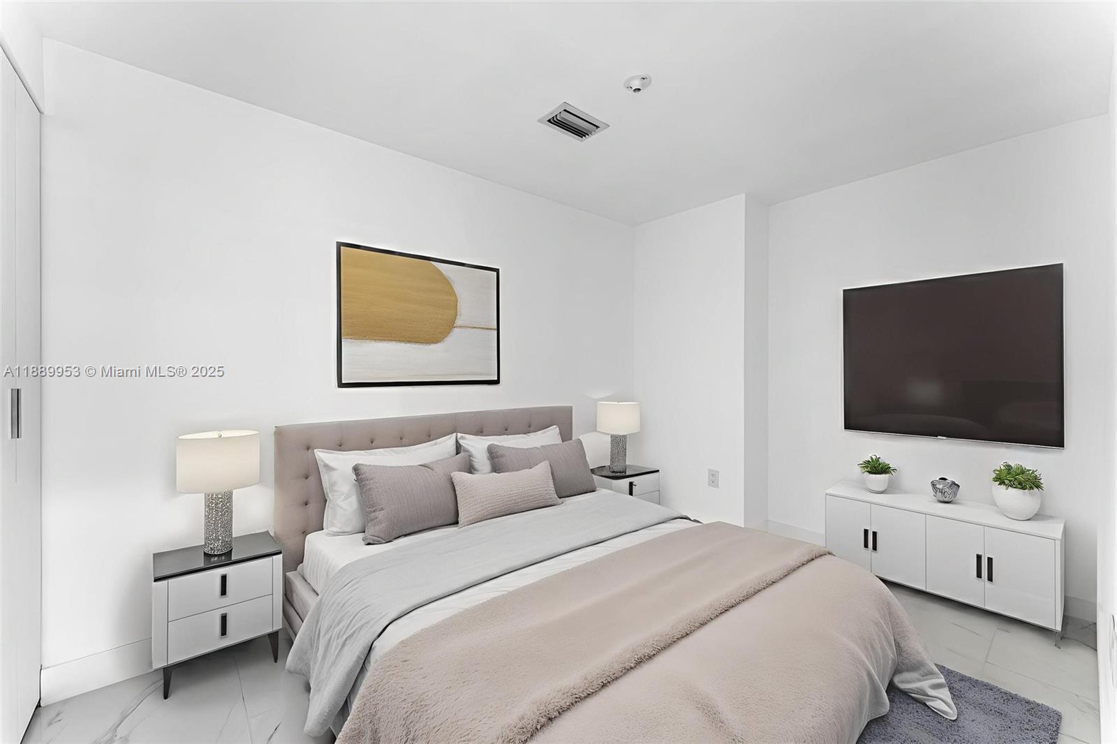 ARIA RESERVE SOUTH - Residential Lease