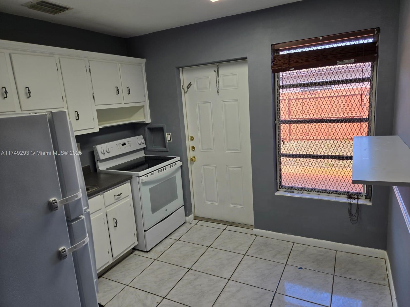 BARTON HOUSE CONDO - Residential