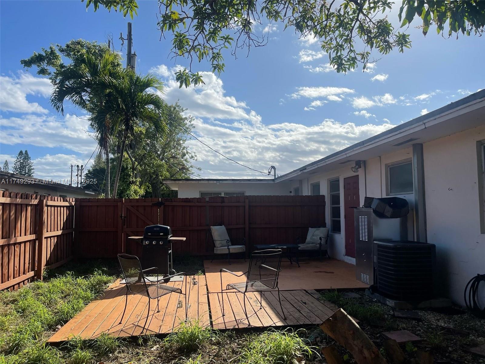 BARTON HOUSE CONDO - Residential