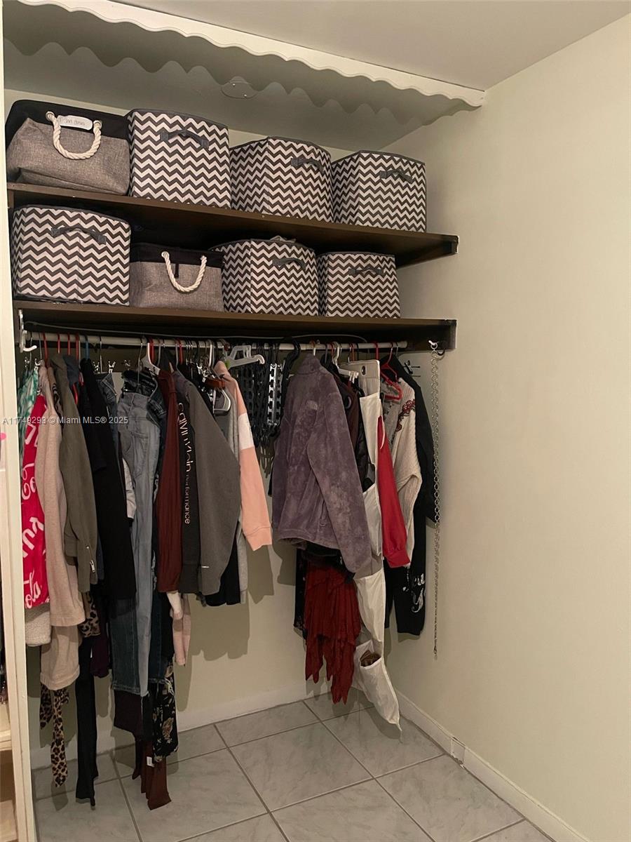 BARTON HOUSE CONDO - Residential