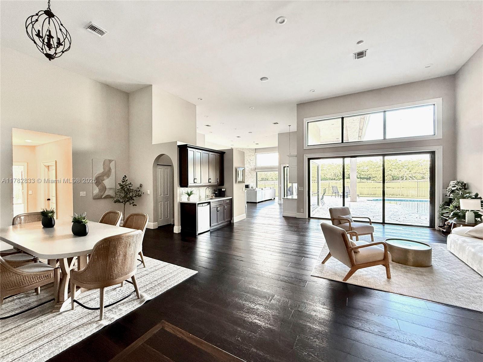 search properties 2 400 Alexandra Cir