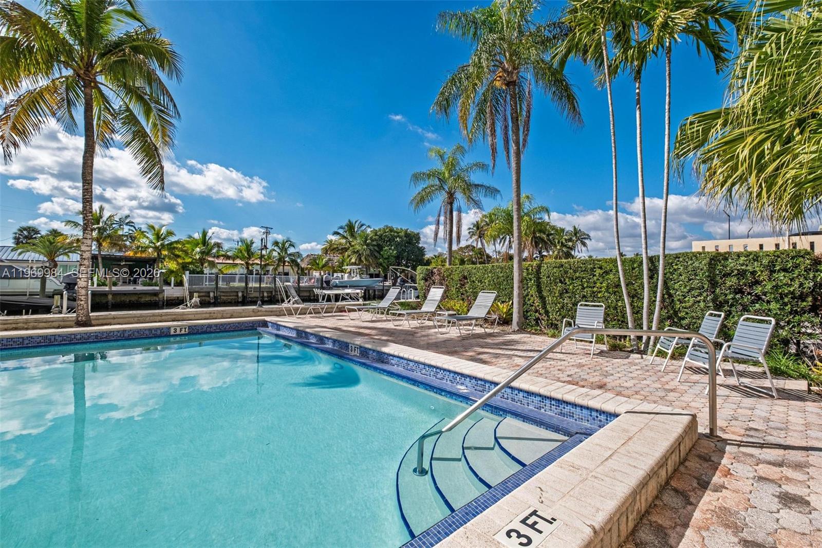 VECINO DEL MAR CONDO - Residential