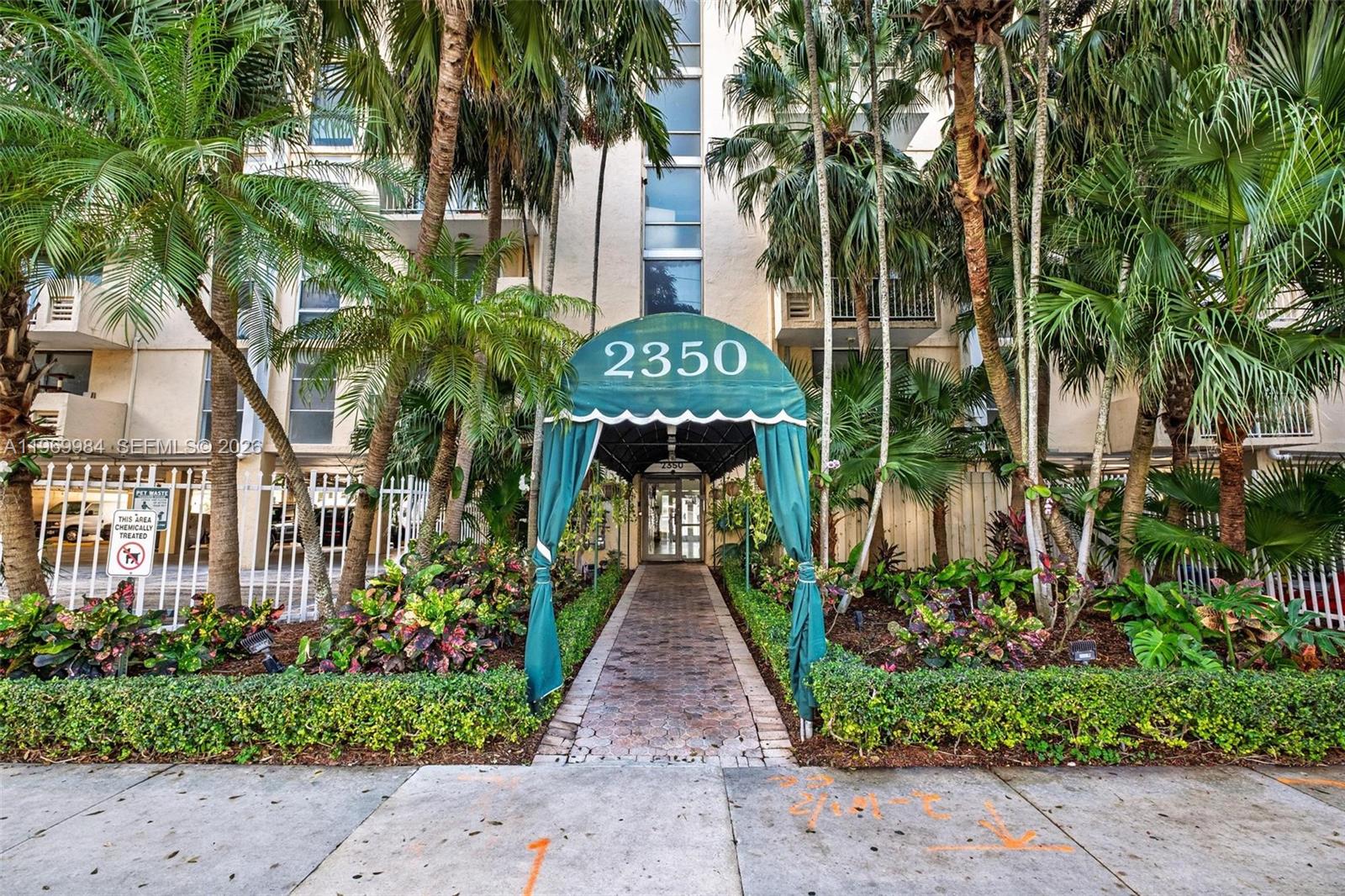 VECINO DEL MAR CONDO - Residential