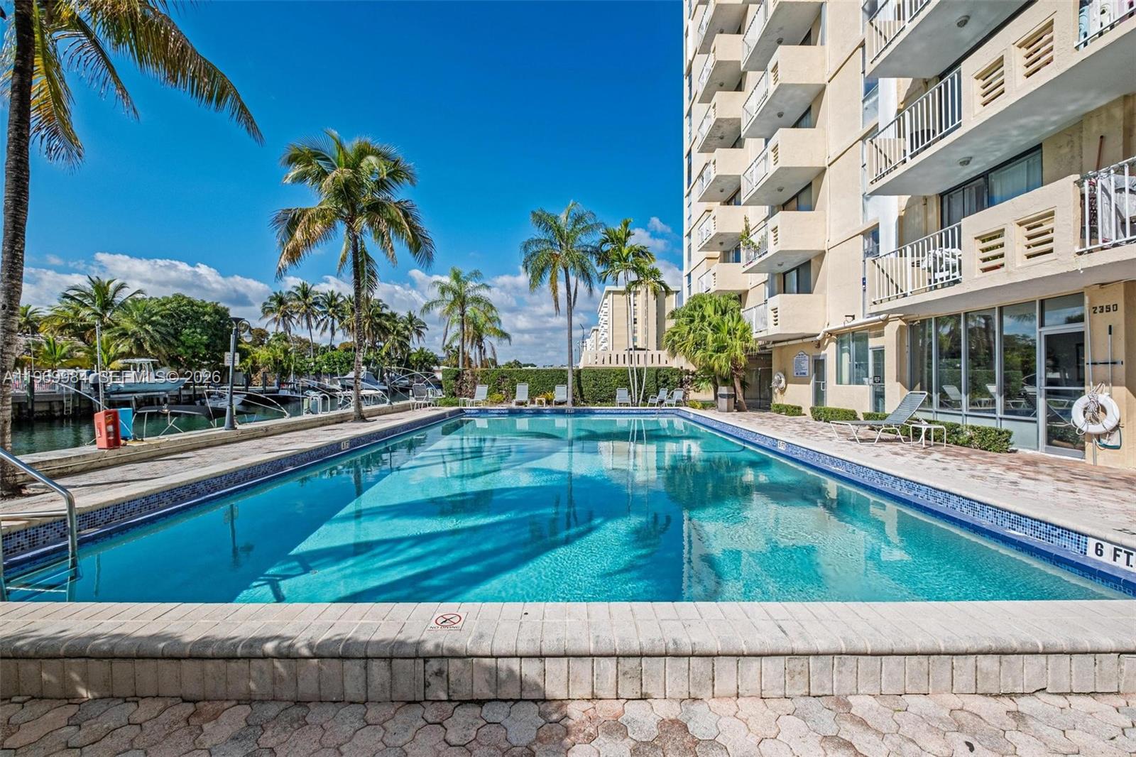 VECINO DEL MAR CONDO - Residential