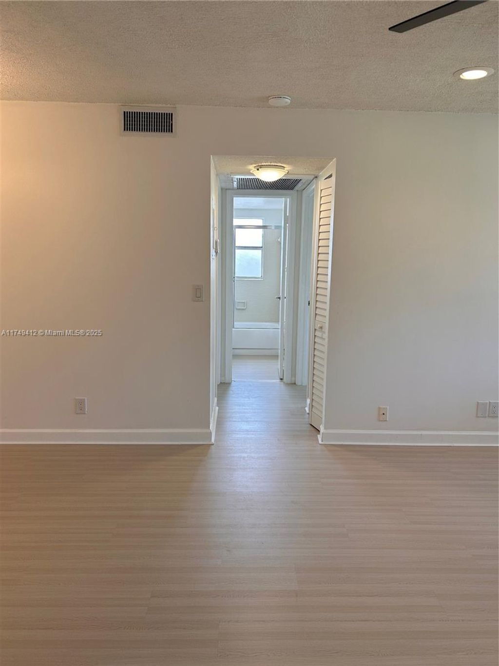 Photo of 1045 Twin Lakes Dr #27-E, Coral Springs, FL 33071 (MLS # A11749412)