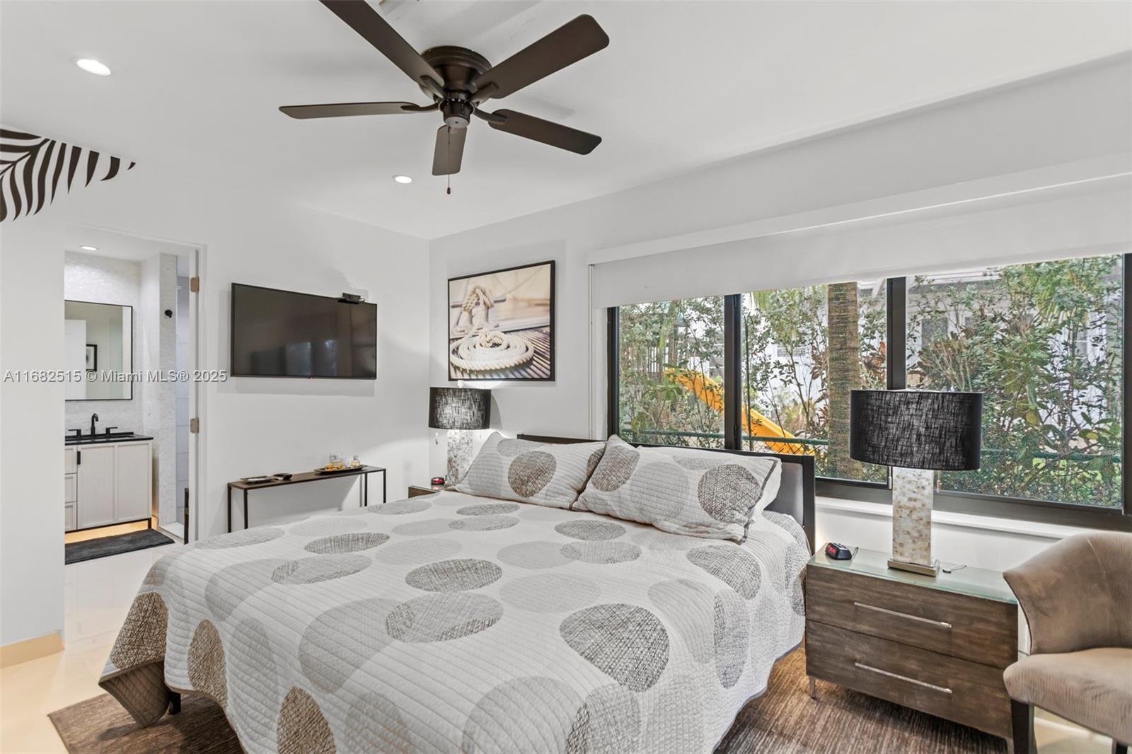 RIO VISTA ISLES - Residential
