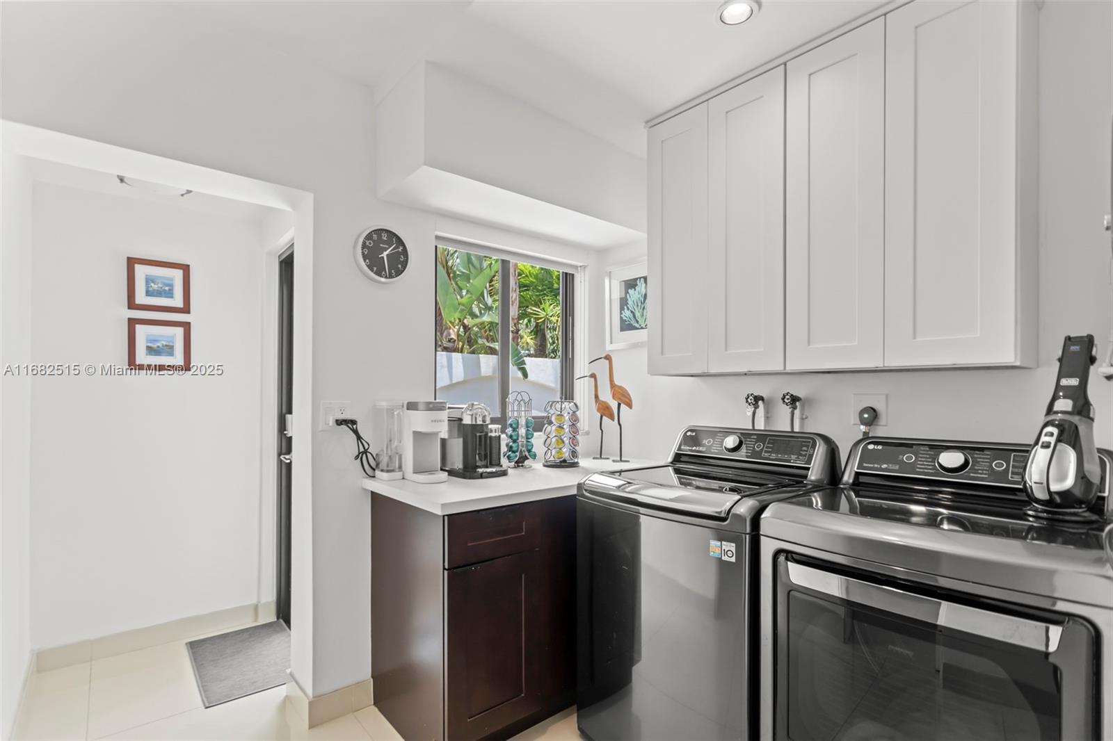 RIO VISTA ISLES - Residential