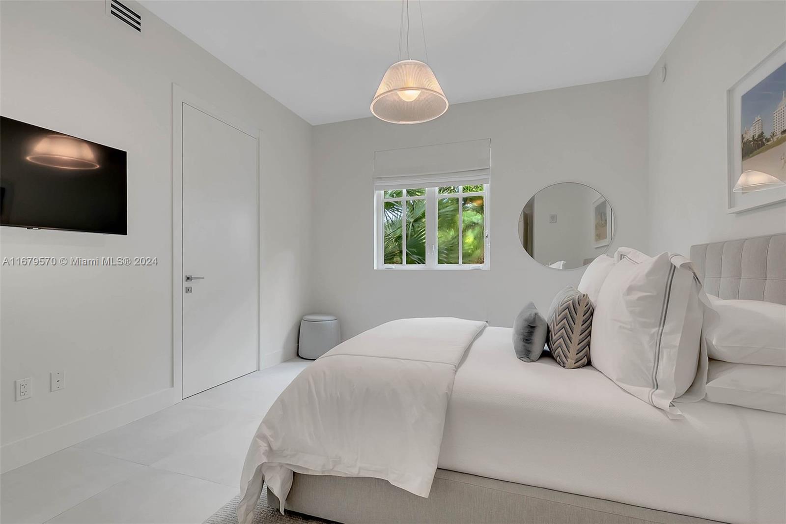 CORAL GABLES COUNTRY CLUB - Residential