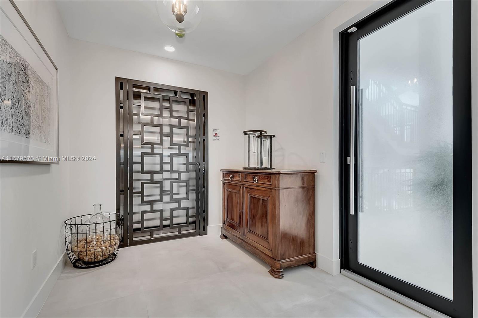 CORAL GABLES COUNTRY CLUB - Residential