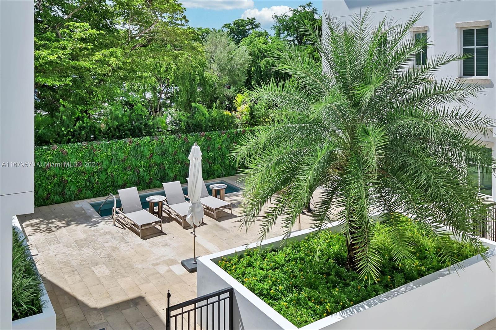 CORAL GABLES COUNTRY CLUB - Residential