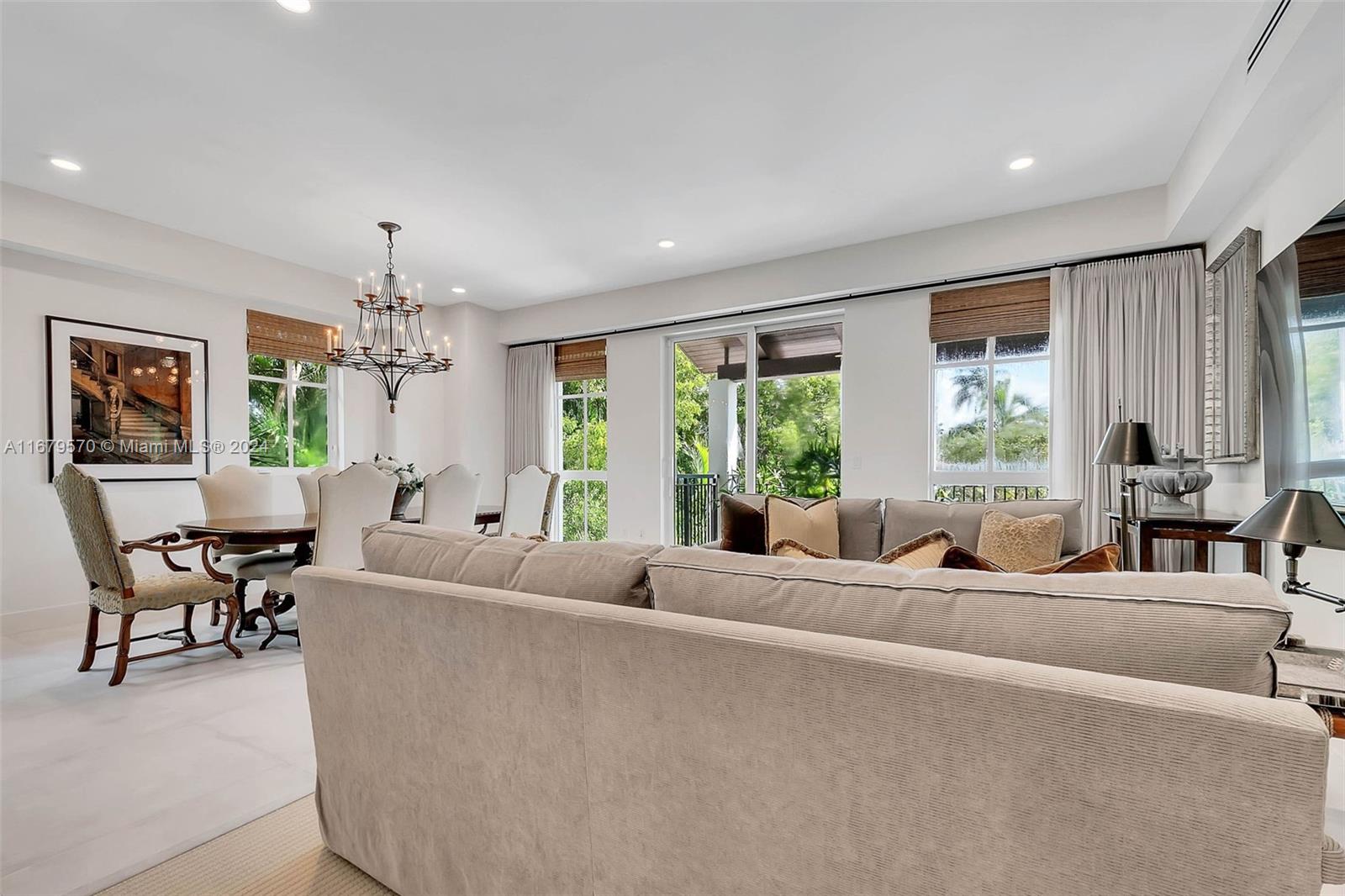 CORAL GABLES COUNTRY CLUB - Residential