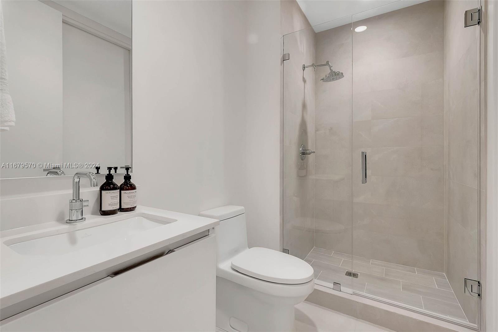 CORAL GABLES COUNTRY CLUB - Residential