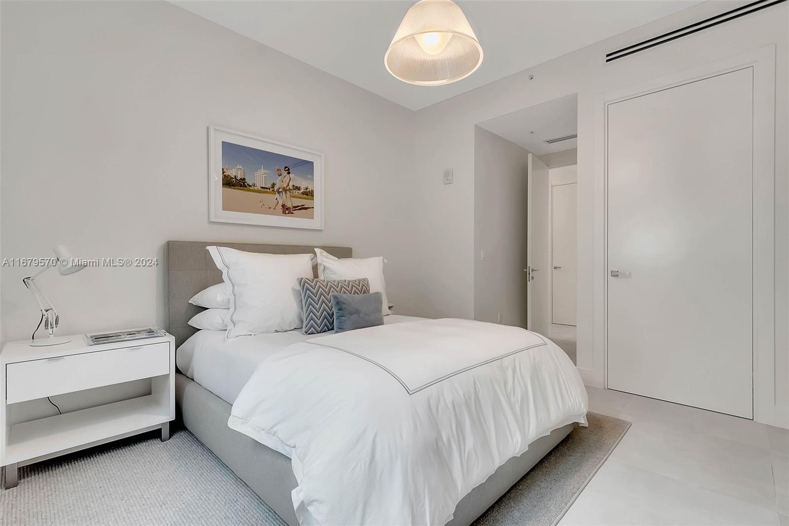 CORAL GABLES COUNTRY CLUB - Residential