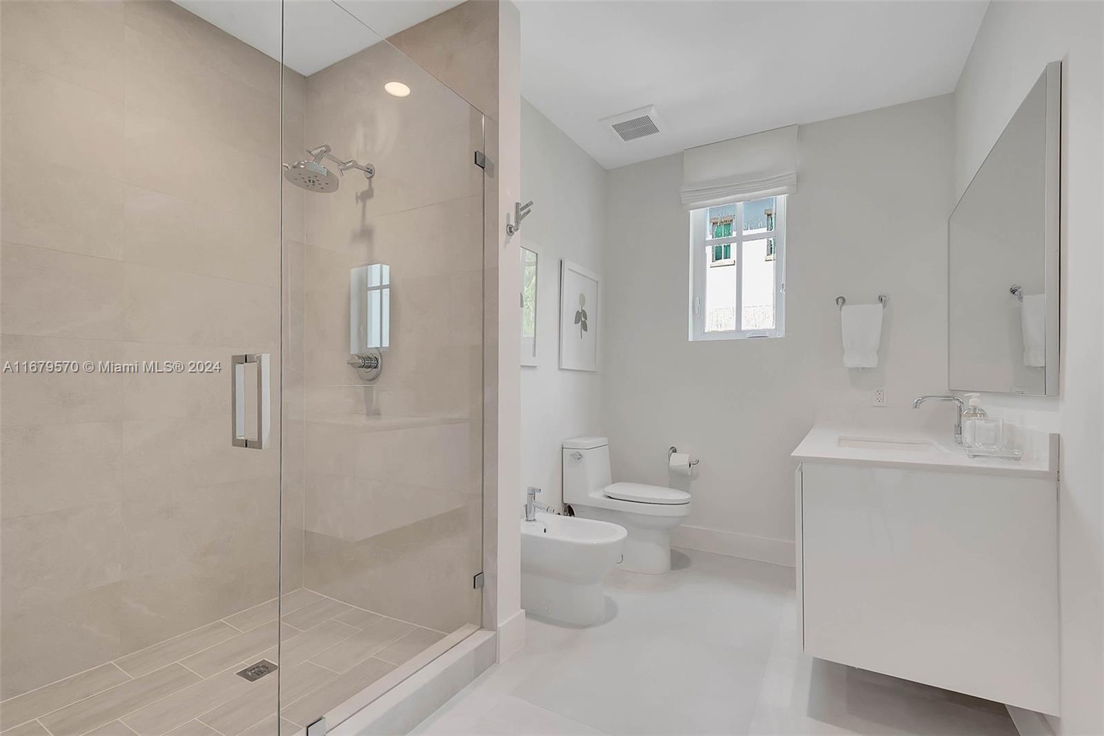 CORAL GABLES COUNTRY CLUB - Residential