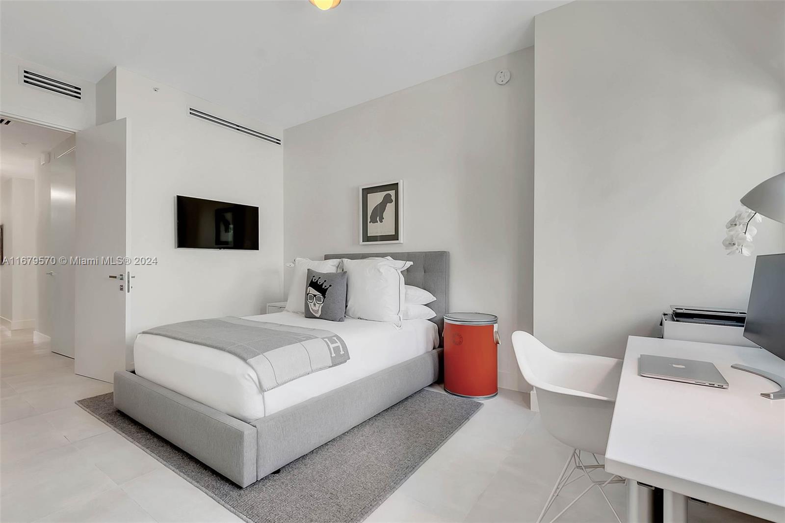 CORAL GABLES COUNTRY CLUB - Residential