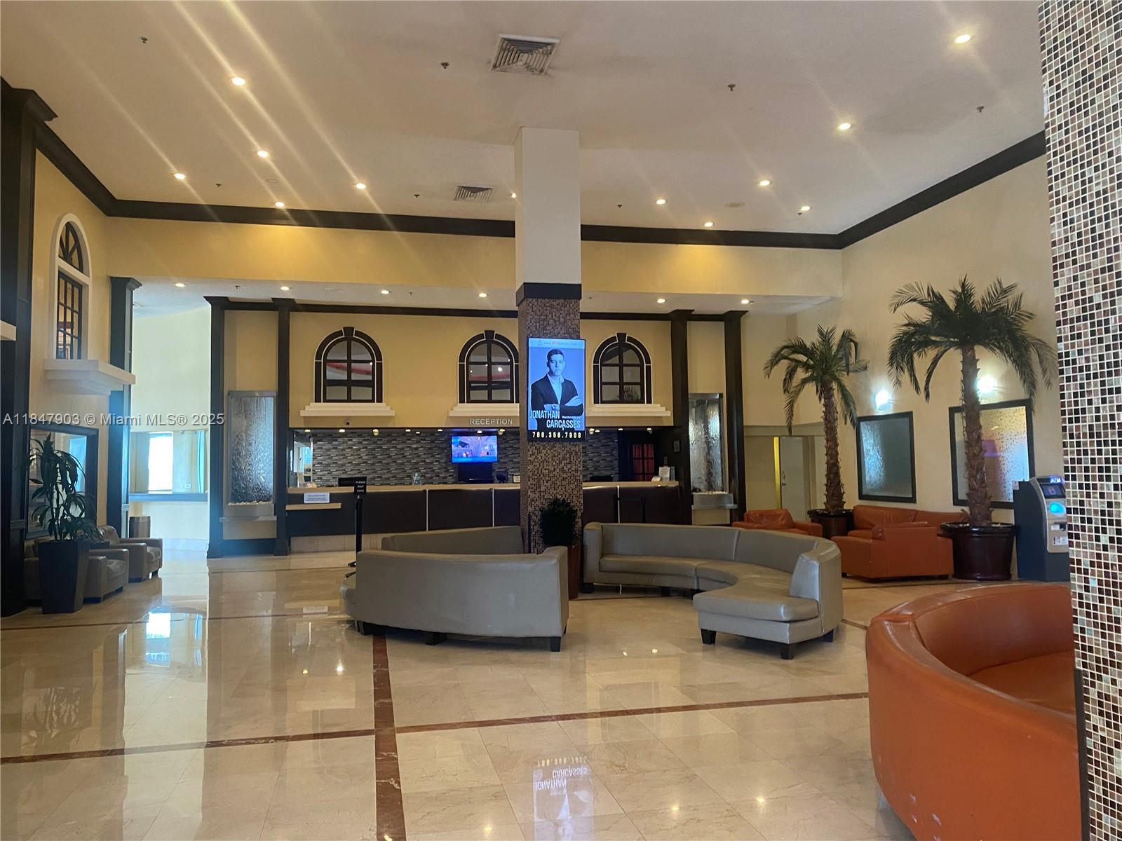 THE AVENTURA BEACH CLUB C - Residential