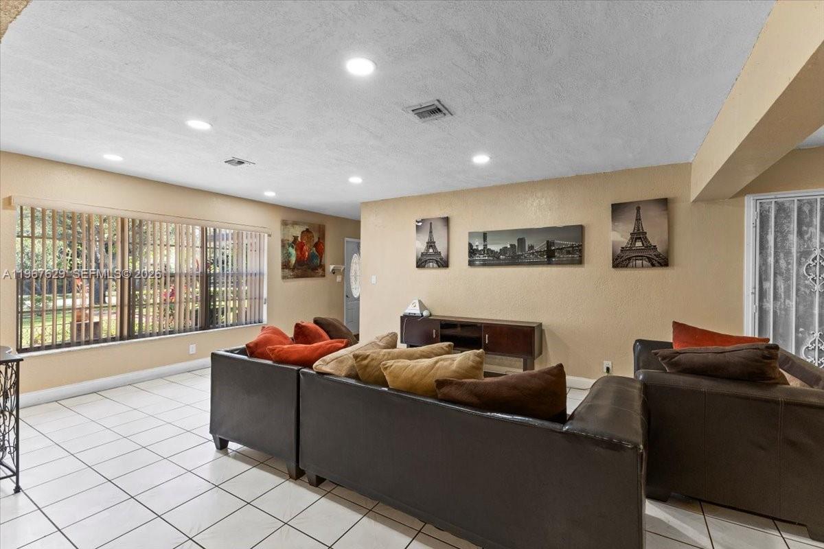 MELROSE PARK SEC 7 - Residential