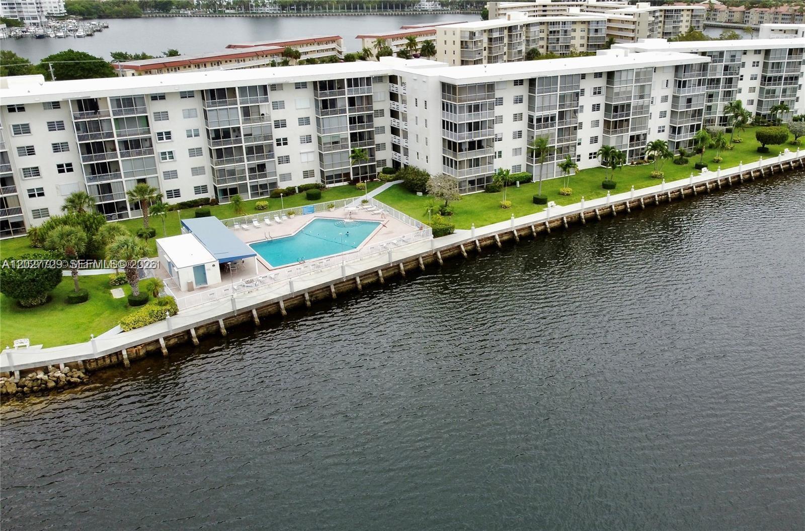 POINT EAST SEC 4 CONDO - Residential