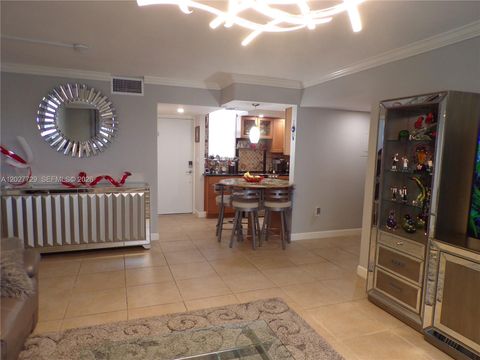 Tiny photo for 3010 Marcos Dr #R314, Aventura, FL 33160 (MLS # A12027729)