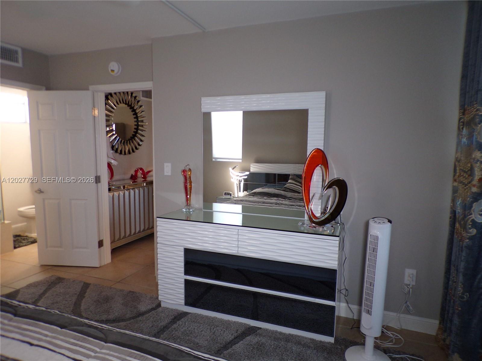 POINT EAST SEC 4 CONDO - Residential