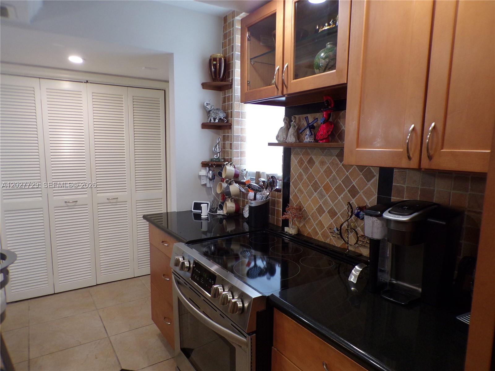 POINT EAST SEC 4 CONDO - Residential