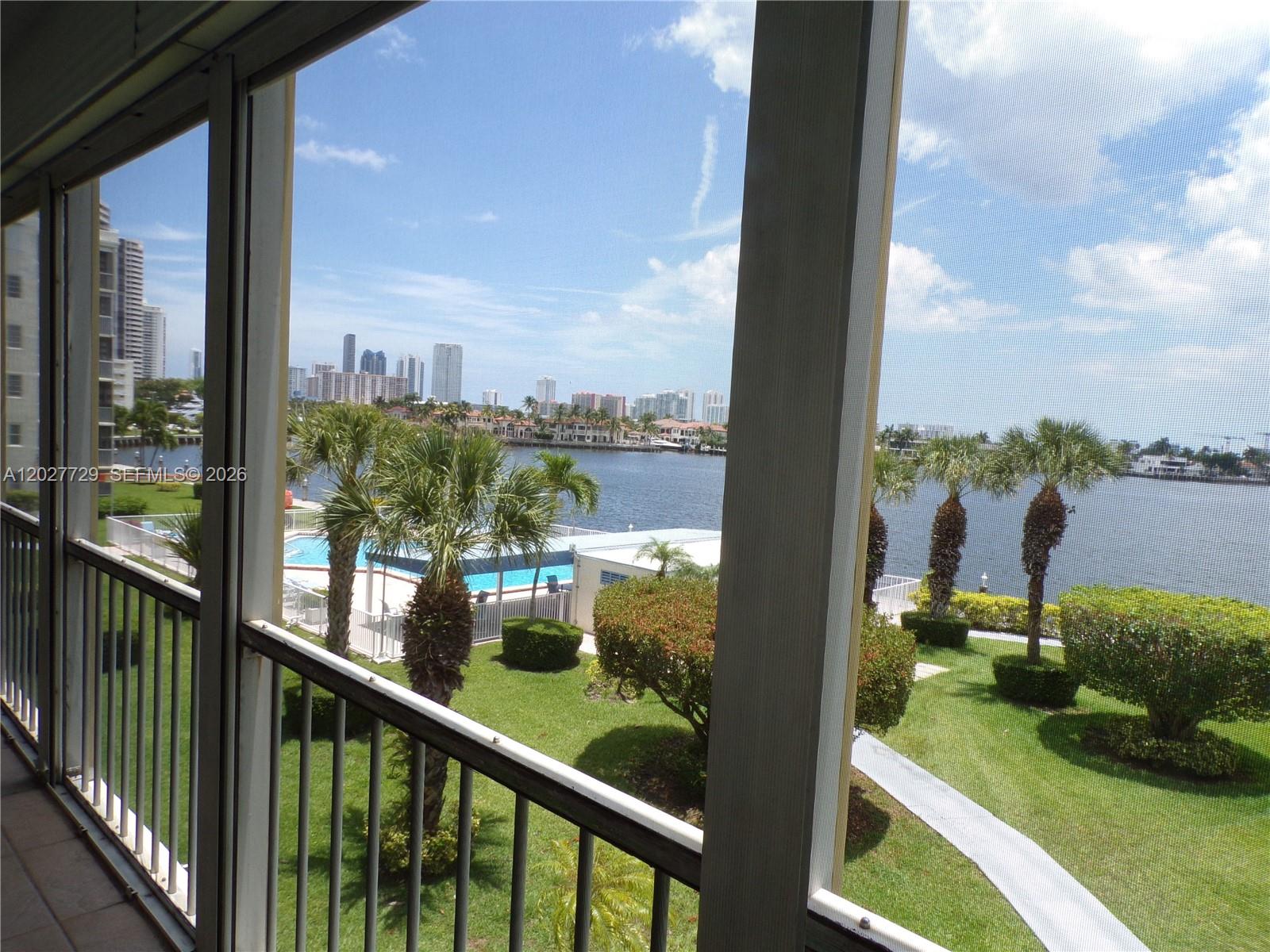 POINT EAST SEC 4 CONDO - Residential
