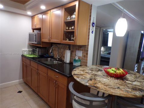 Tiny photo for 3010 Marcos Dr #R314, Aventura, FL 33160 (MLS # A12027729)