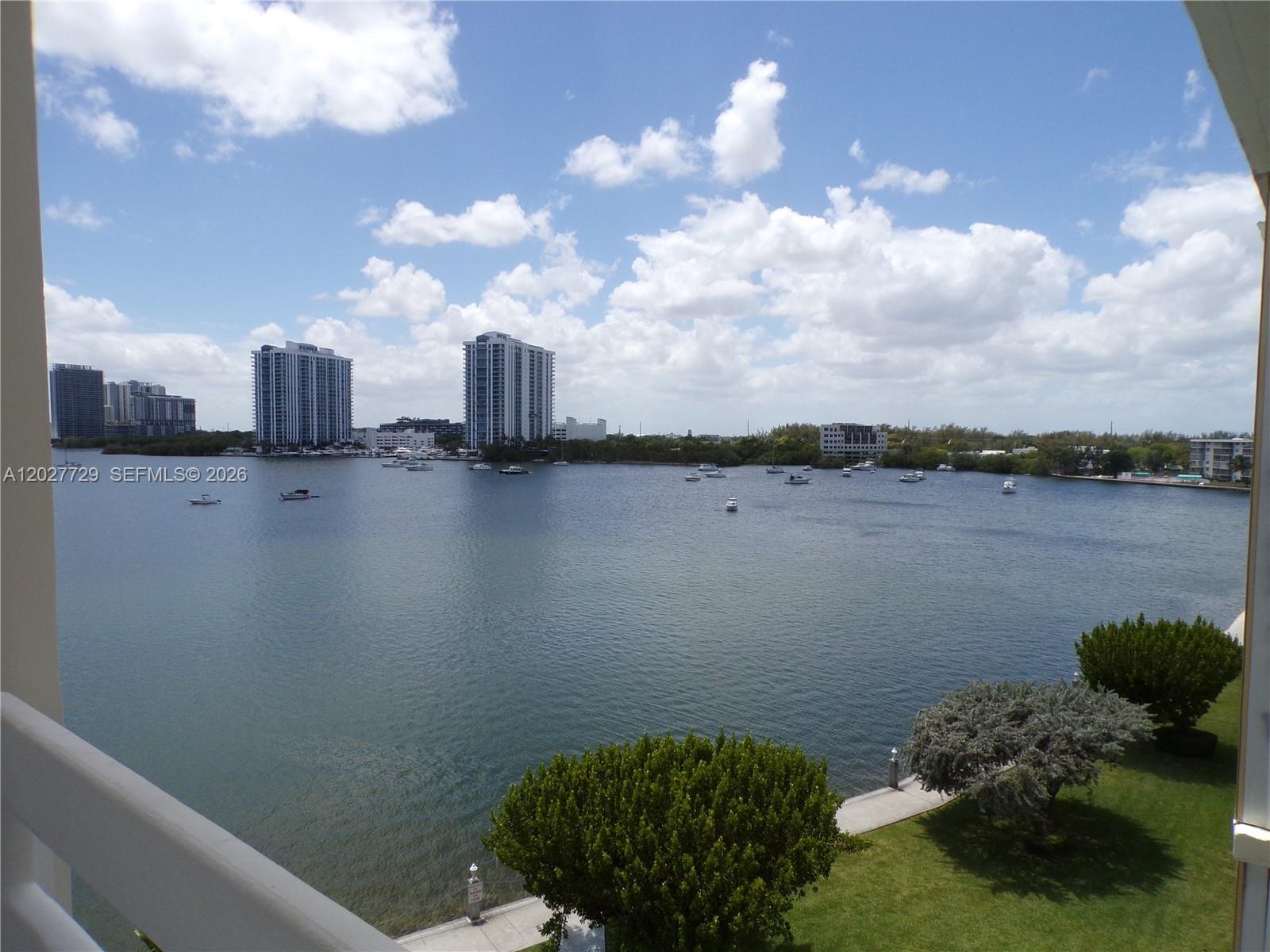 POINT EAST SEC 4 CONDO - Residential