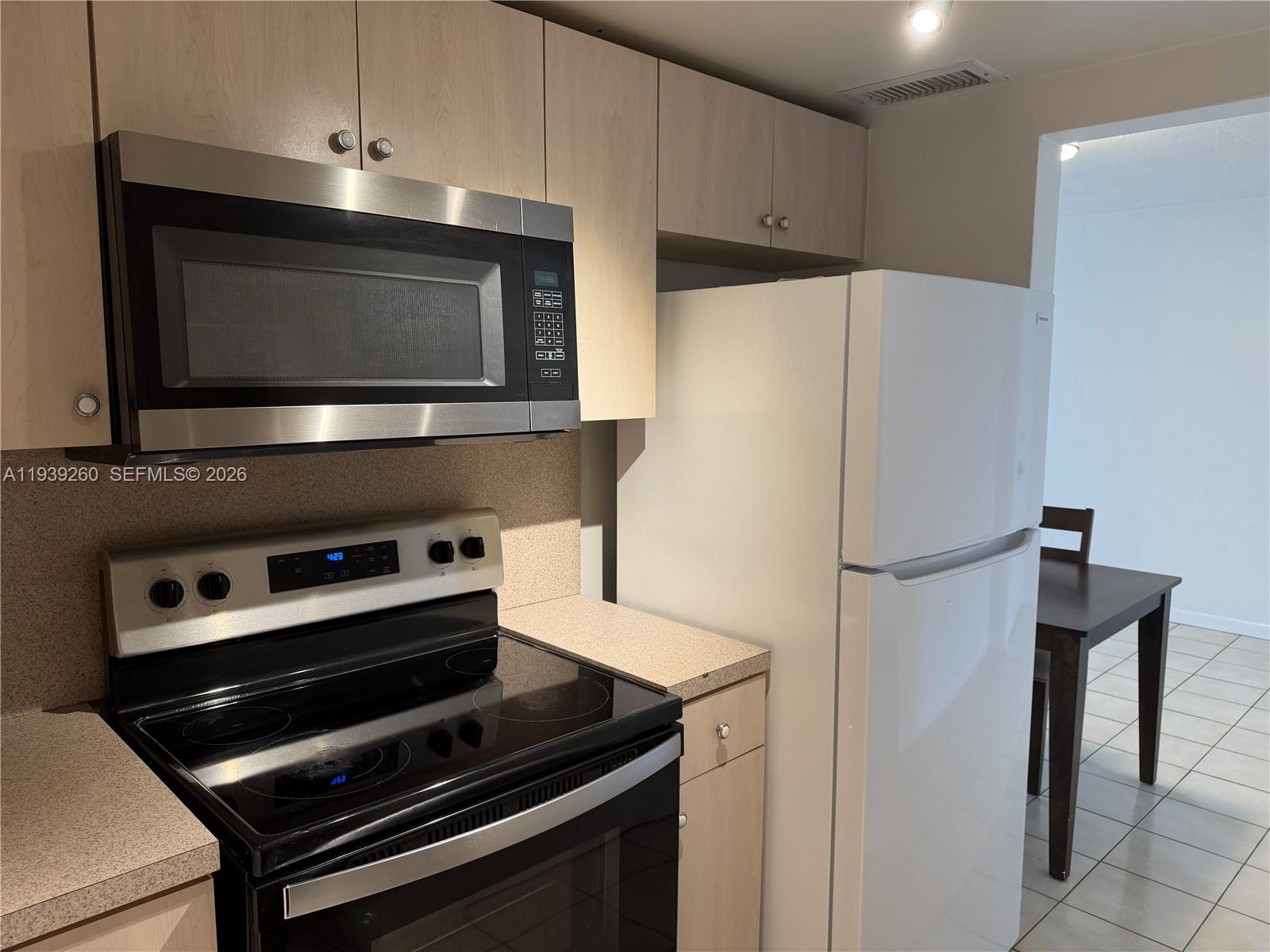 VILLA CAPRI CONDO - Residential