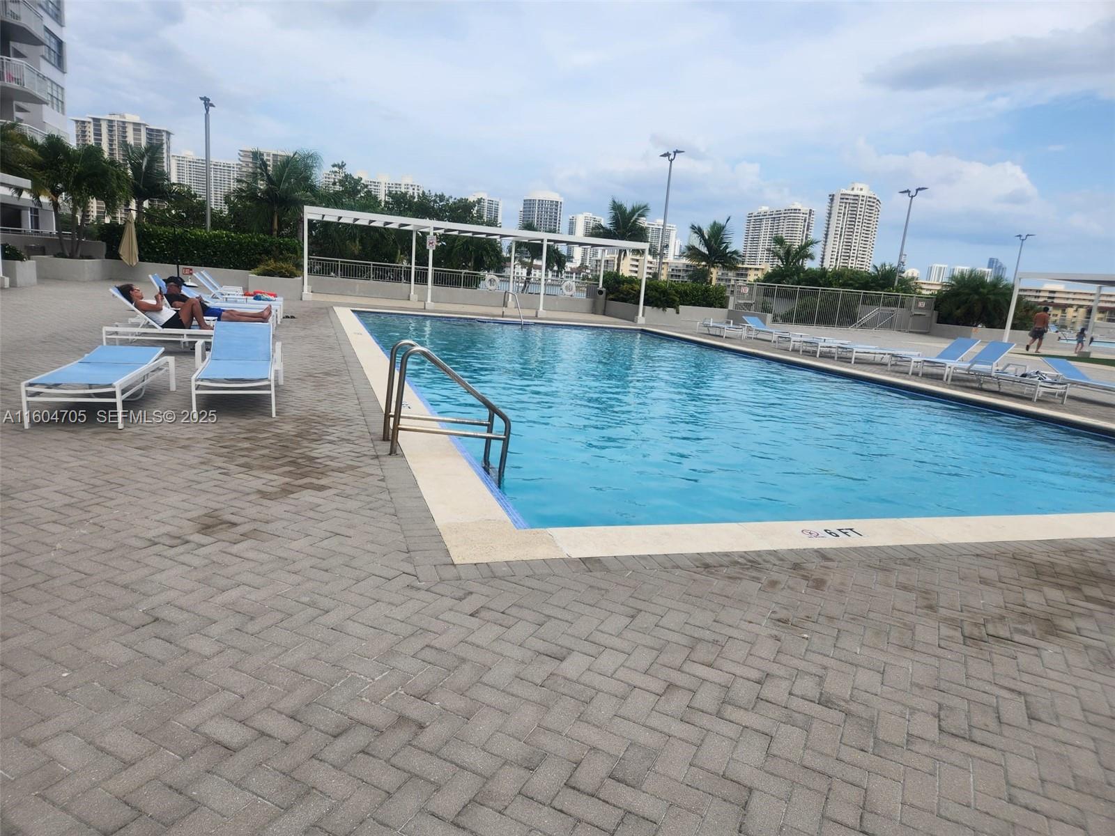 DEL PRADO MARINA - Residential