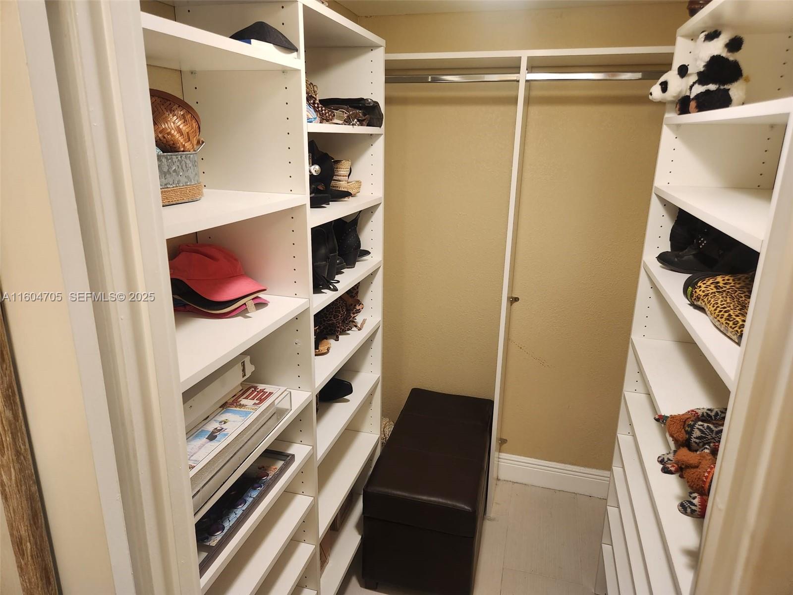 DEL PRADO MARINA - Residential