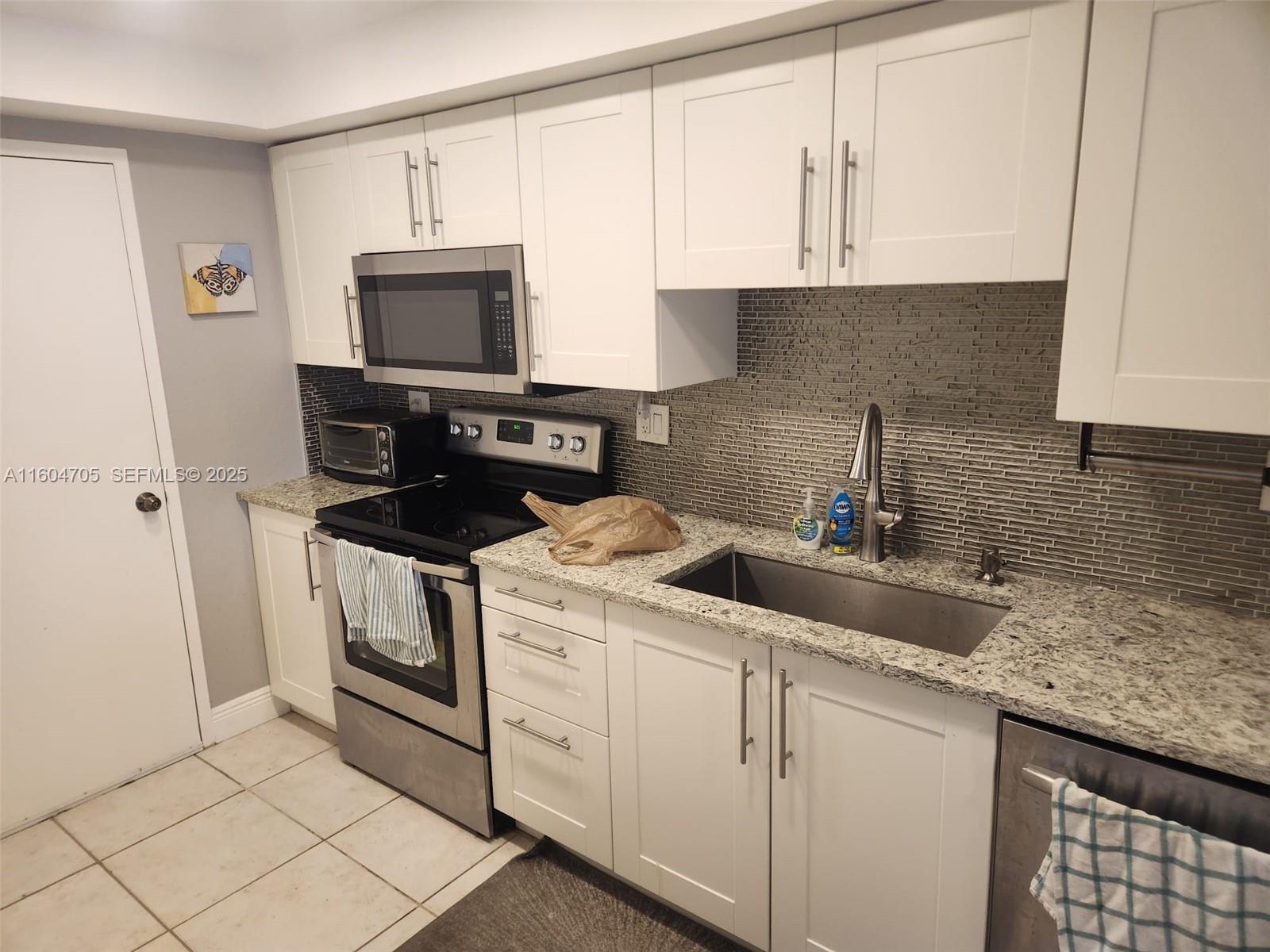 DEL PRADO MARINA - Residential