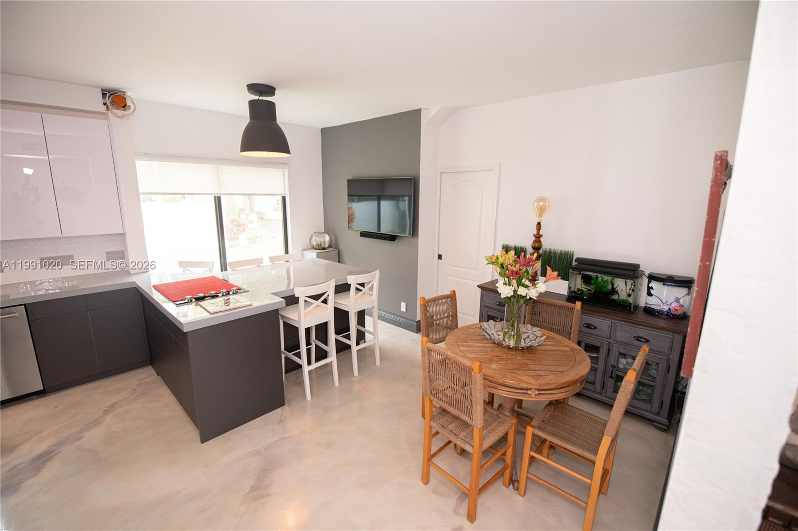 VILLA SAN REMO CONDO - Residential