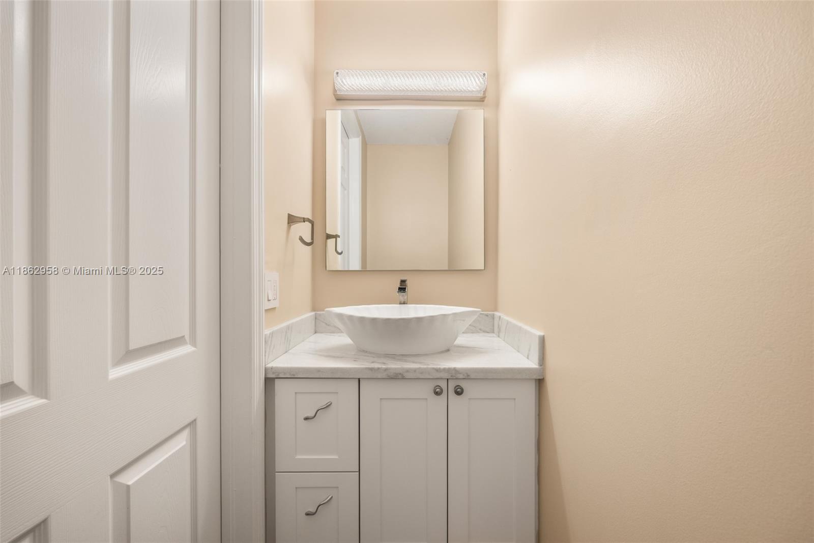 HILLSBORO SHORES - Residential