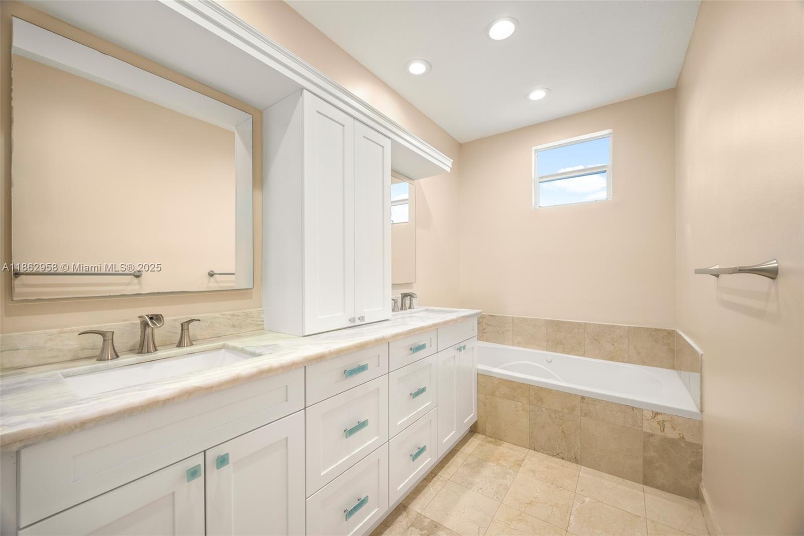 HILLSBORO SHORES - Residential