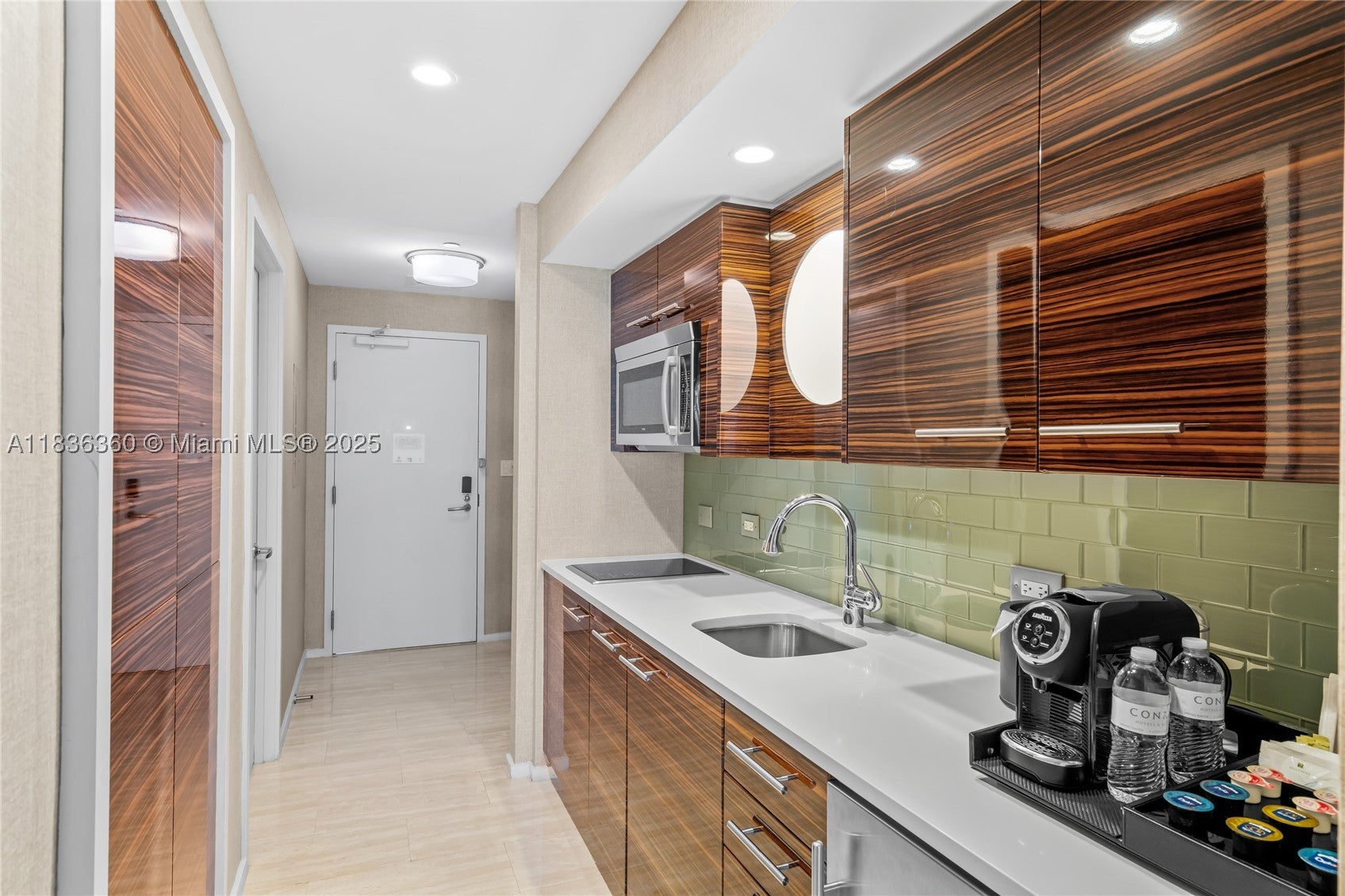 551 N Fort Lauderdale Beach Blvd R1909