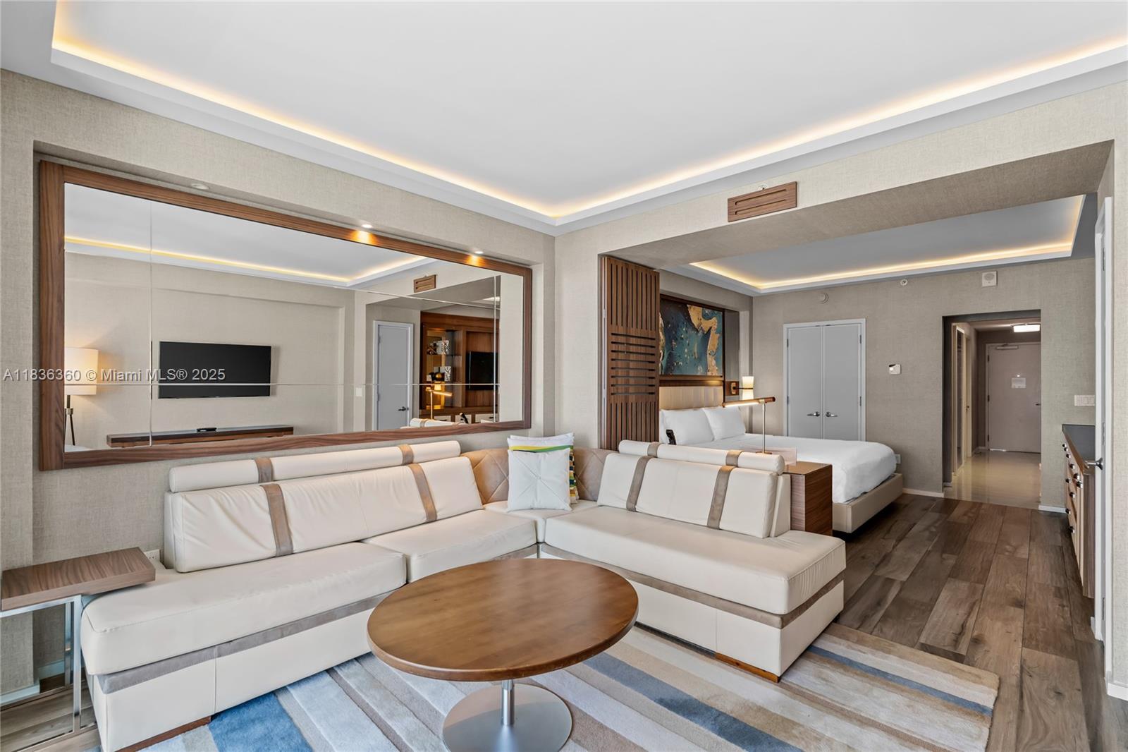 551 FLB CONDOMINIUM RESID - Residential