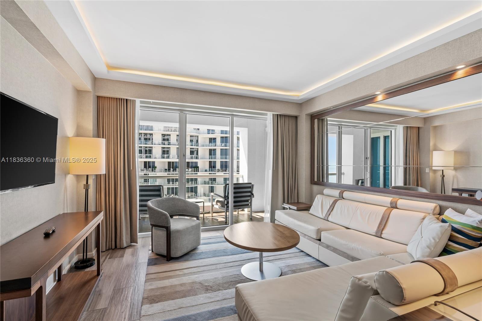 551 FLB CONDOMINIUM RESID - Residential