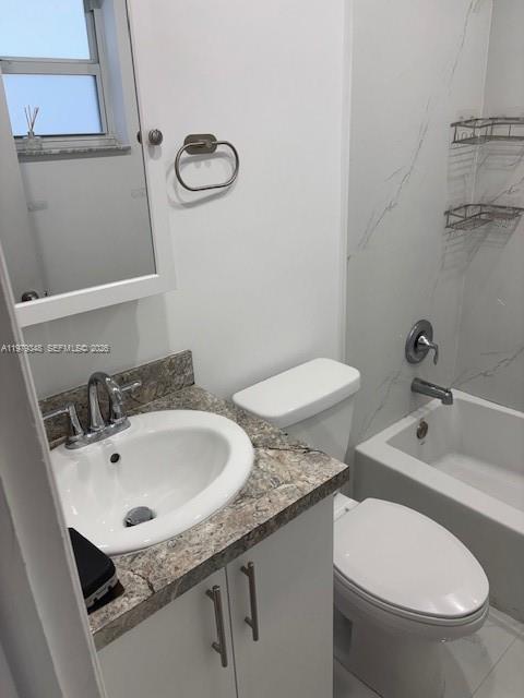 TROPICAL MANOR CONDO - Residential Lease