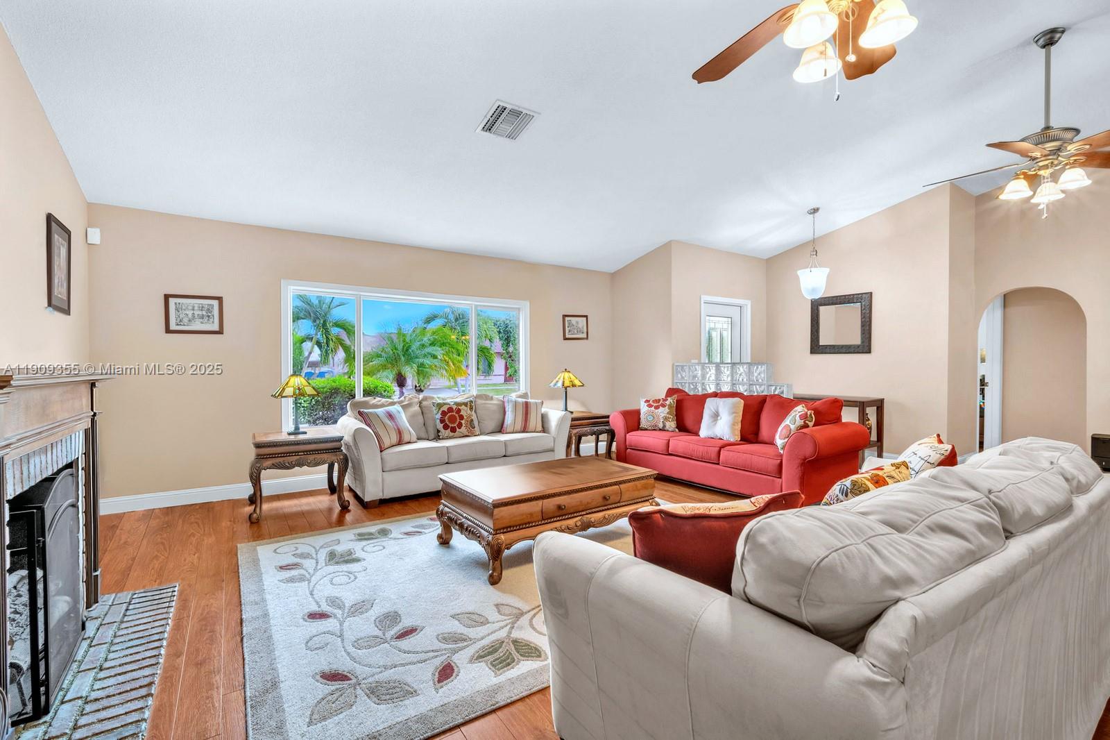 NEW ORLEANS LAKESITES - Residential