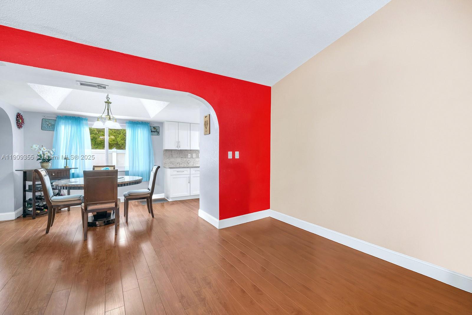 NEW ORLEANS LAKESITES - Residential