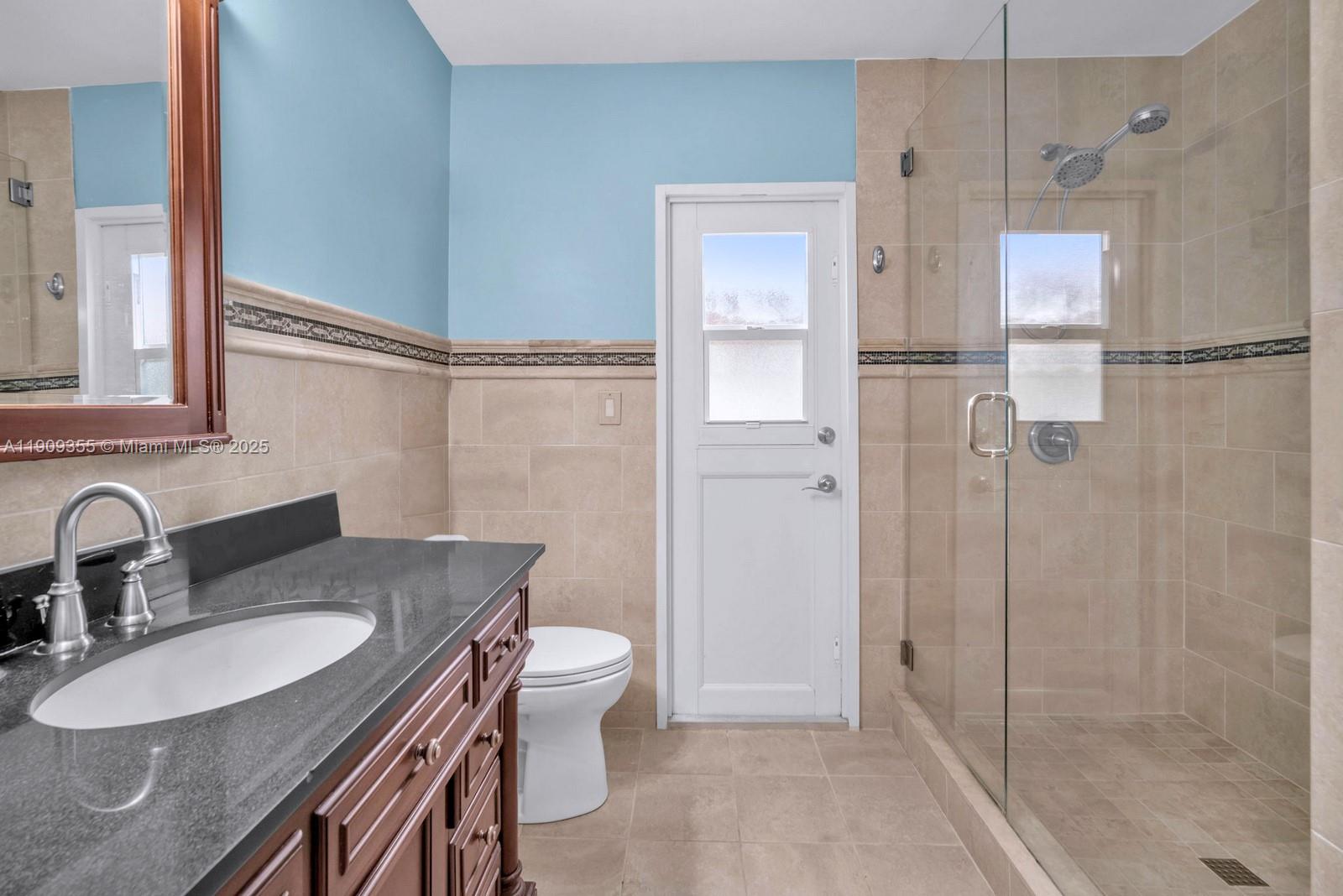 NEW ORLEANS LAKESITES - Residential