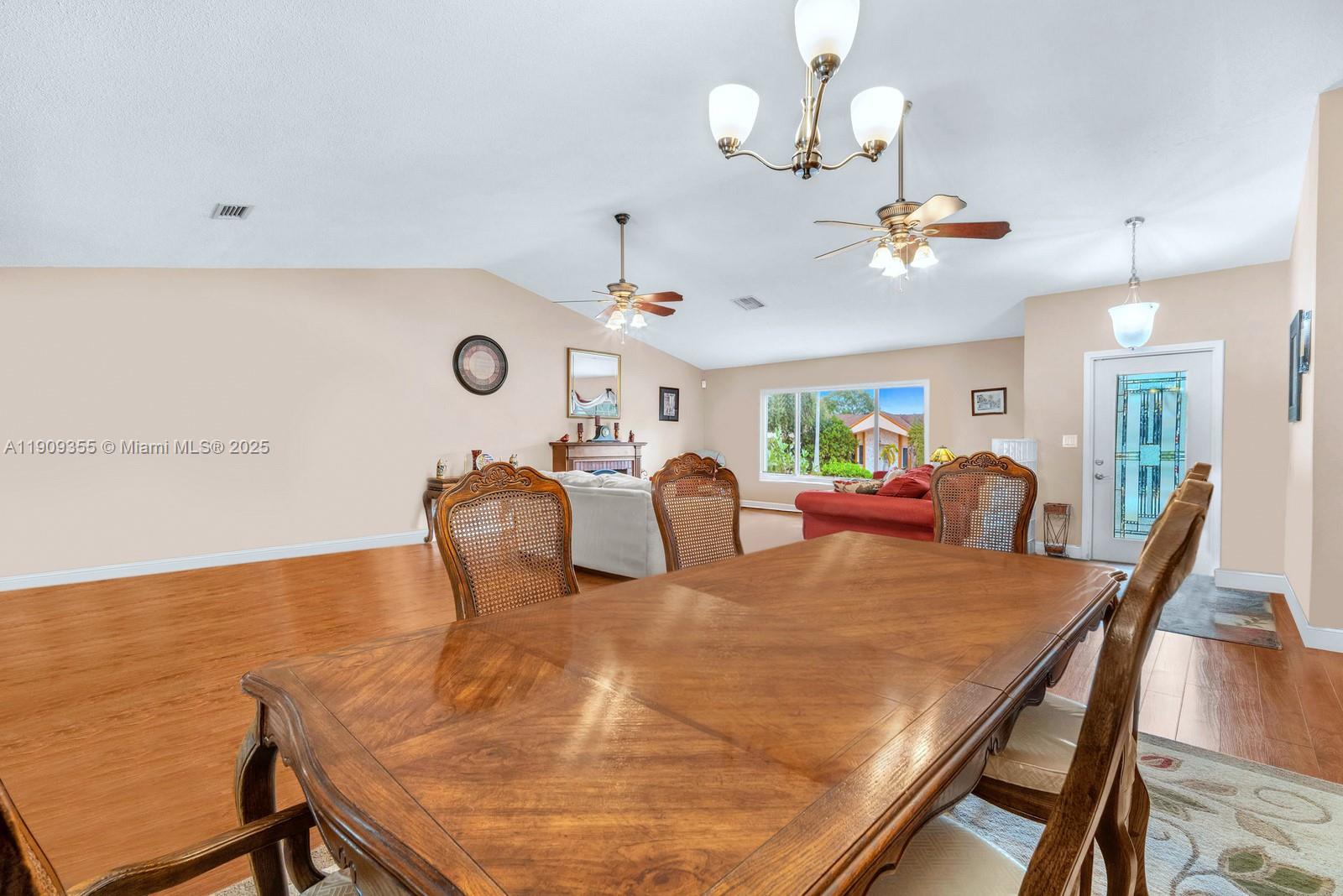 NEW ORLEANS LAKESITES - Residential