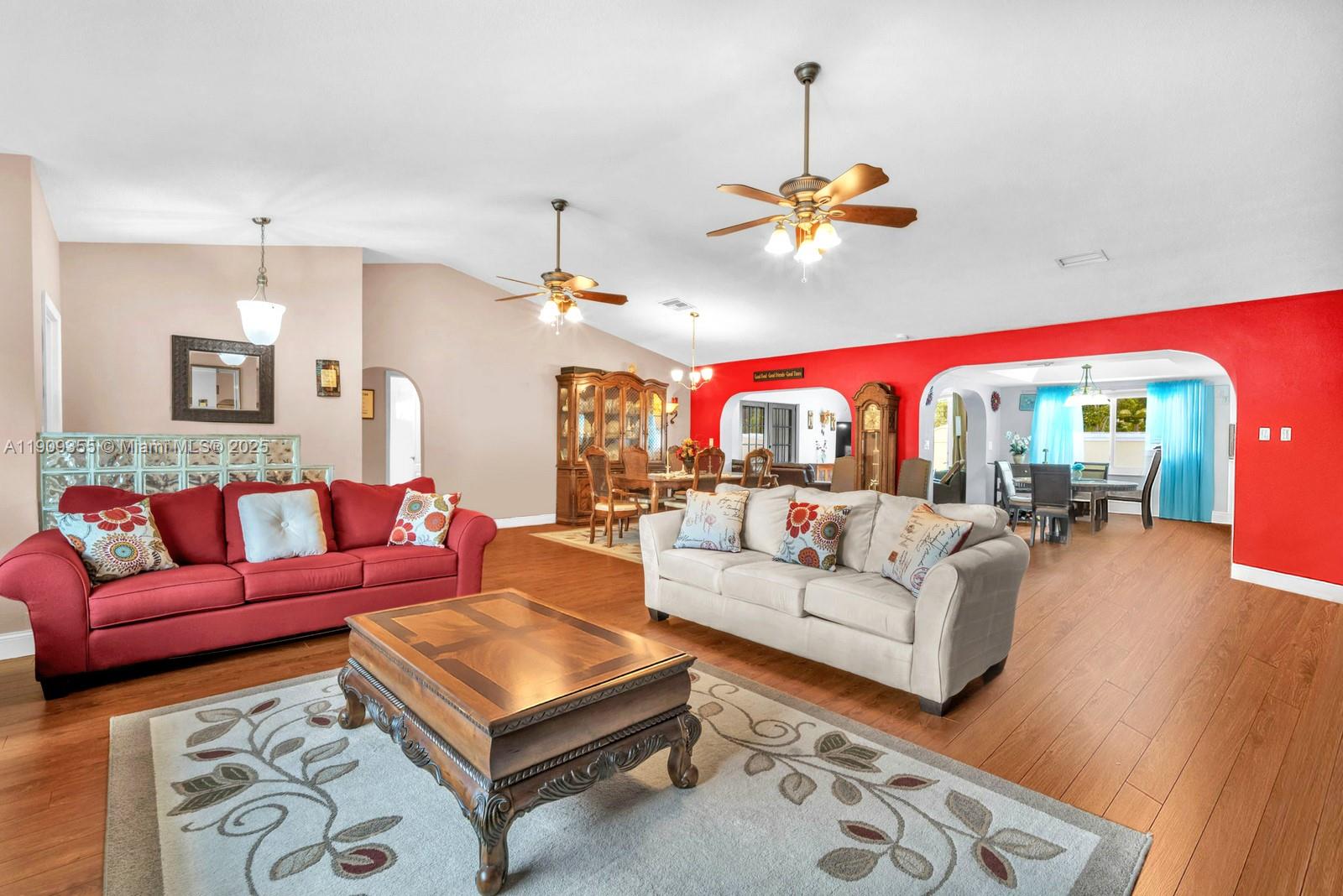 NEW ORLEANS LAKESITES - Residential